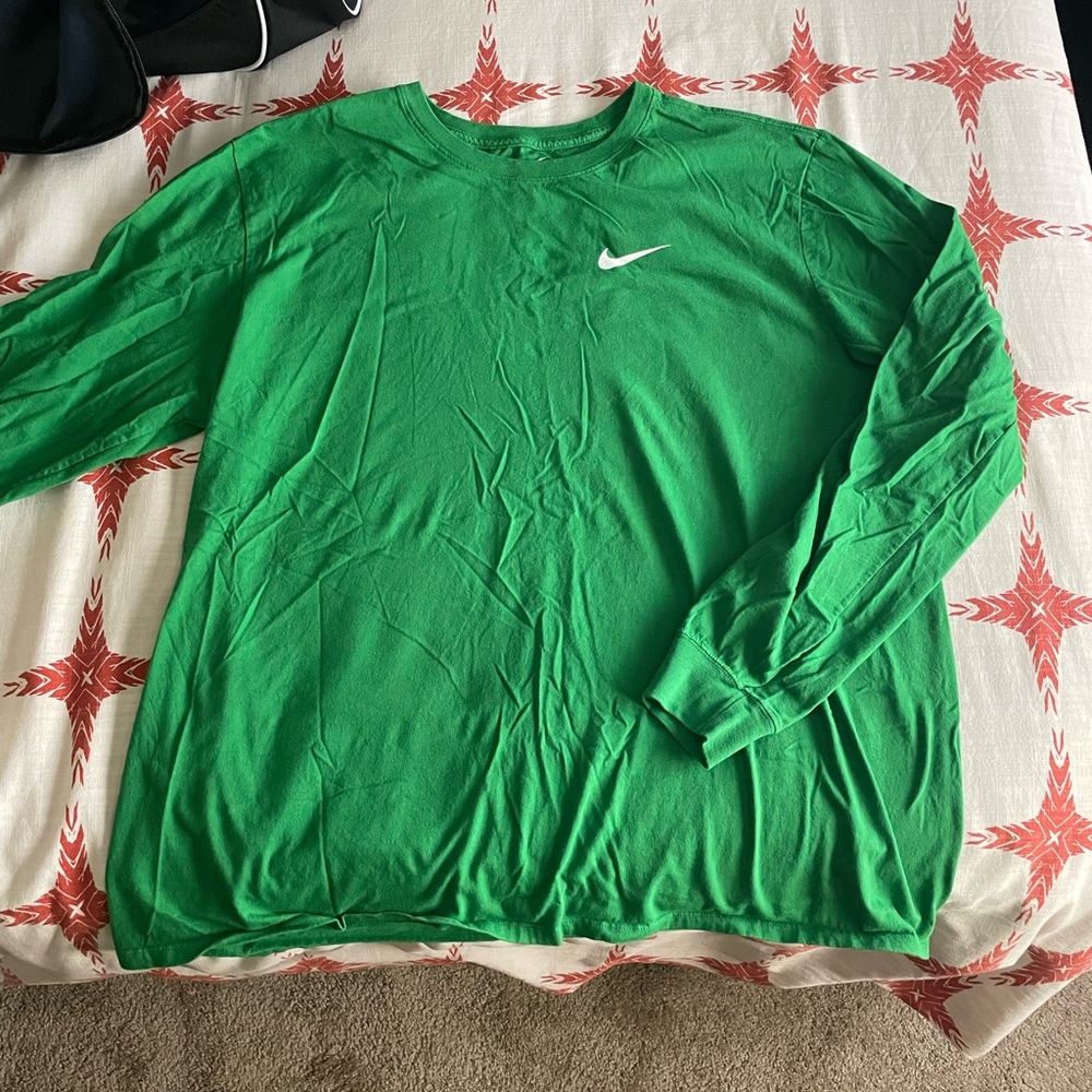 Nike Long Sleeve Tee Green